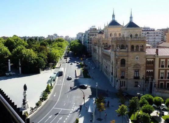 바야돌리드 Espacios Blanco Santiago - Con Parking. 아파트 외부 사진