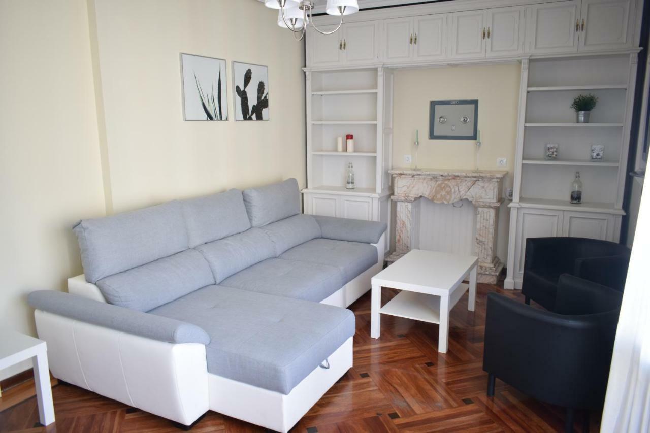 바야돌리드 Espacios Blanco Santiago - Con Parking. 아파트 외부 사진